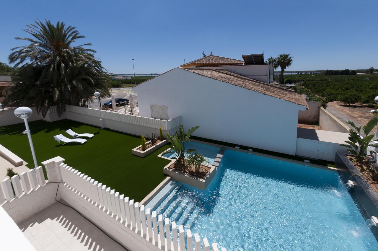 Apartamentos La Laguna I Luxury Apartments Guardamar del Segura Luaran gambar